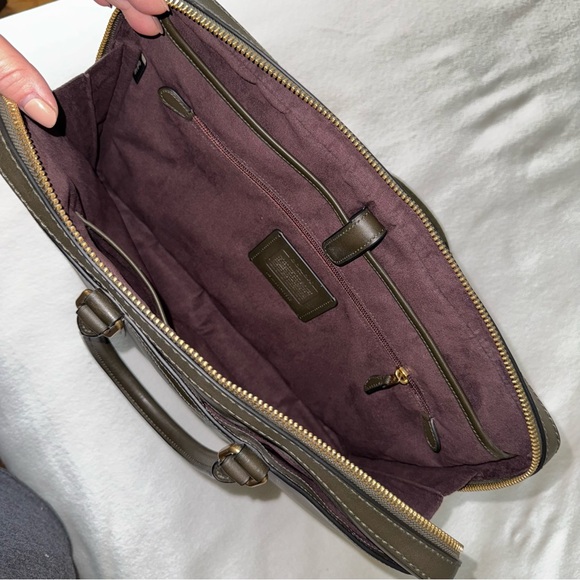 COACH Metropolitan Slim Briefcase Olive Green Glovetanned Leather Unisex EUC - Picture 4 of 16